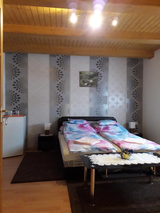 Szerencsecsillag Vendeghaz Hotel Kiskoros Exterior foto